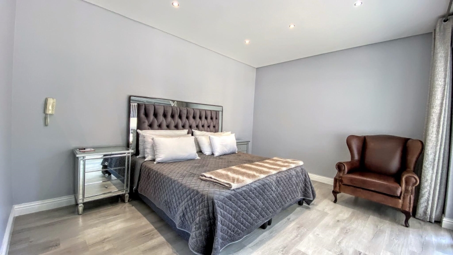To Let 2 Bedroom Property for Rent in Morningside Gauteng