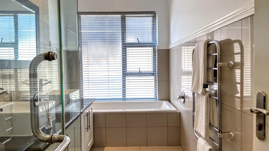 To Let 2 Bedroom Property for Rent in Morningside Gauteng