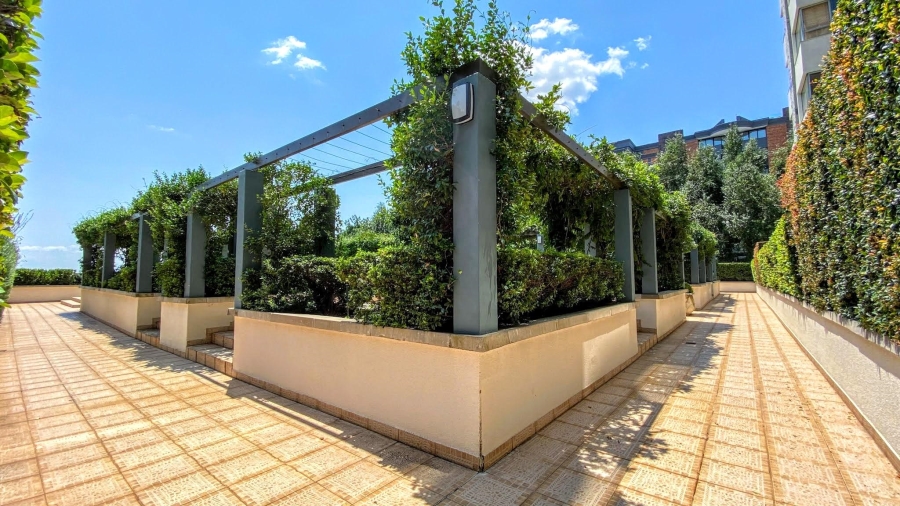 To Let 2 Bedroom Property for Rent in Morningside Gauteng