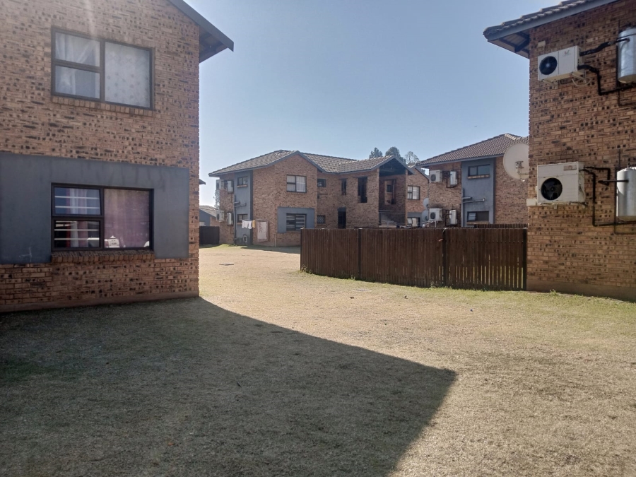 1 Bedroom Property for Sale in Comet Gauteng