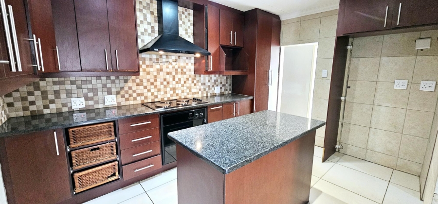 8 Bedroom Property for Sale in Wierda Park Gauteng