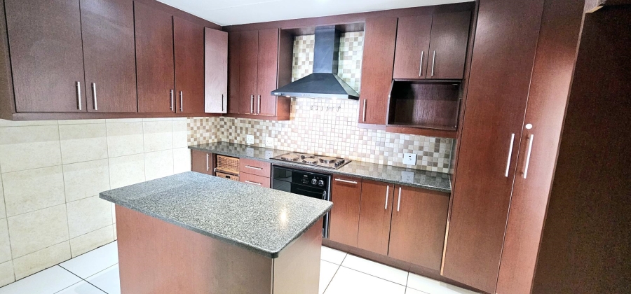 8 Bedroom Property for Sale in Wierda Park Gauteng