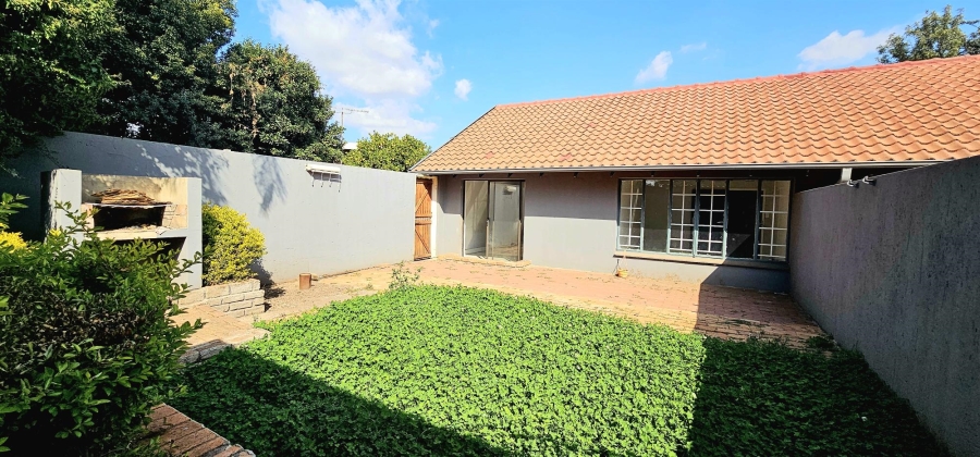 8 Bedroom Property for Sale in Wierda Park Gauteng