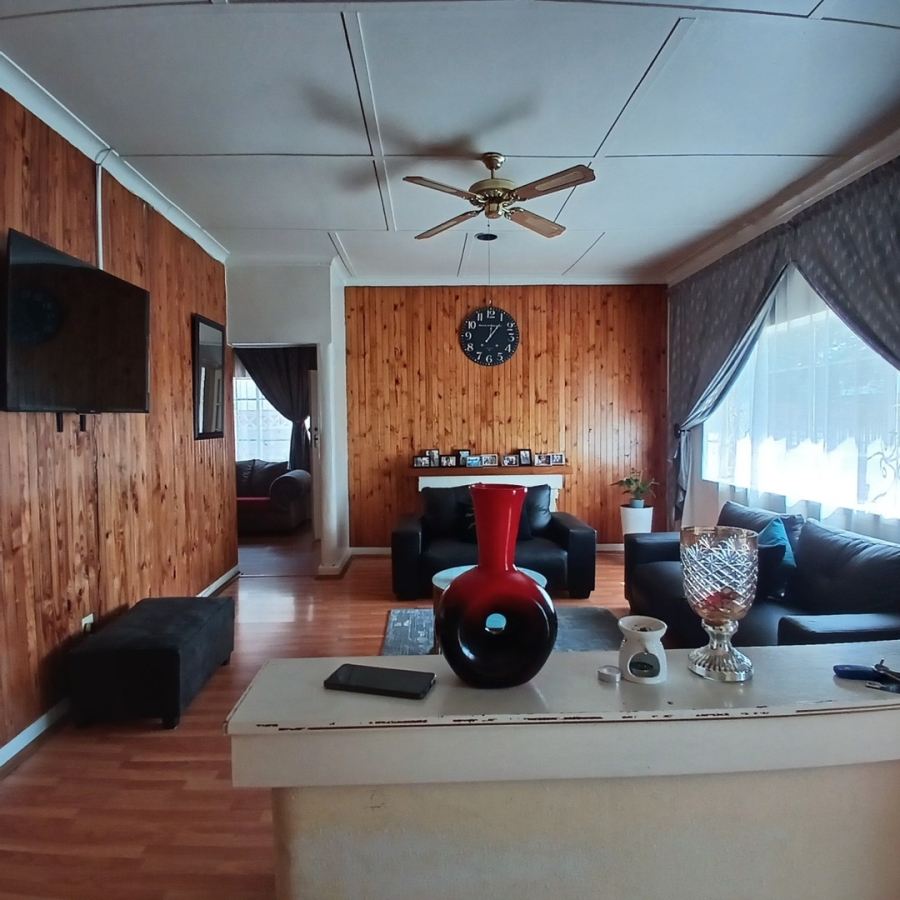 3 Bedroom Property for Sale in Roseacre Gauteng