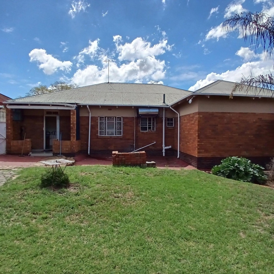 3 Bedroom Property for Sale in Roseacre Gauteng