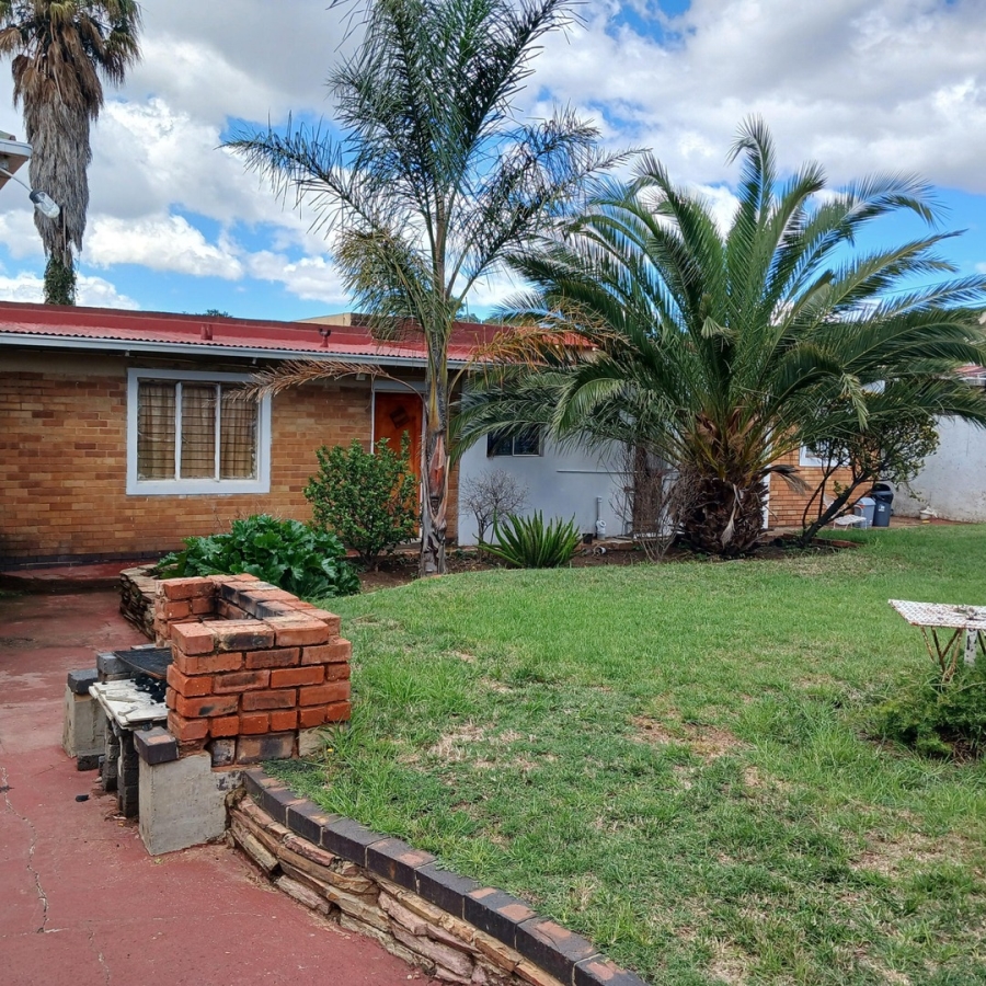 3 Bedroom Property for Sale in Roseacre Gauteng