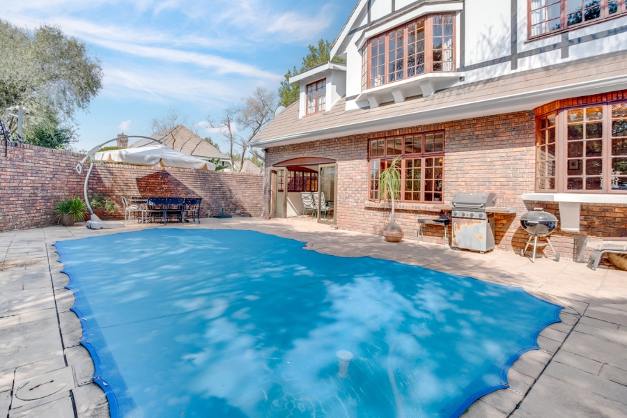 4 Bedroom Property for Sale in Lonehill Gauteng