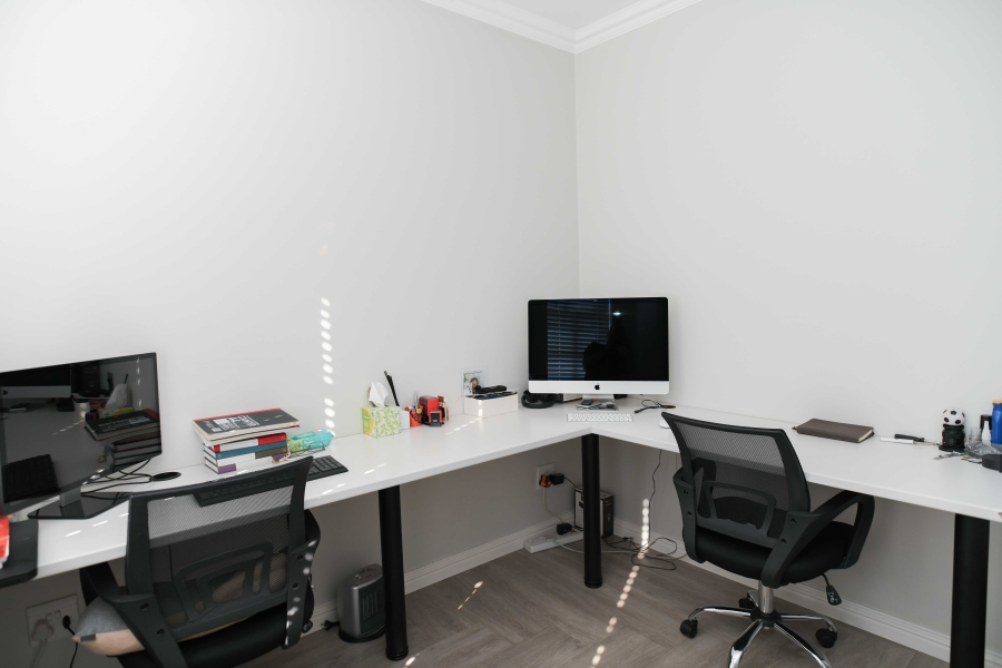 3 Bedroom Property for Sale in Bryanston Gauteng