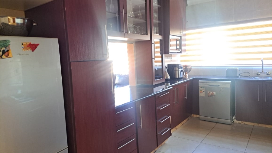 4 Bedroom Property for Sale in Amandasig Gauteng