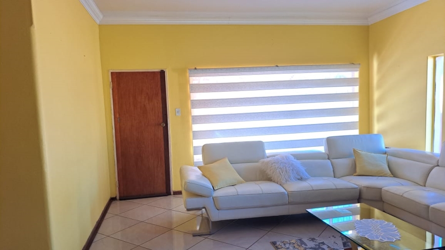 4 Bedroom Property for Sale in Amandasig Gauteng