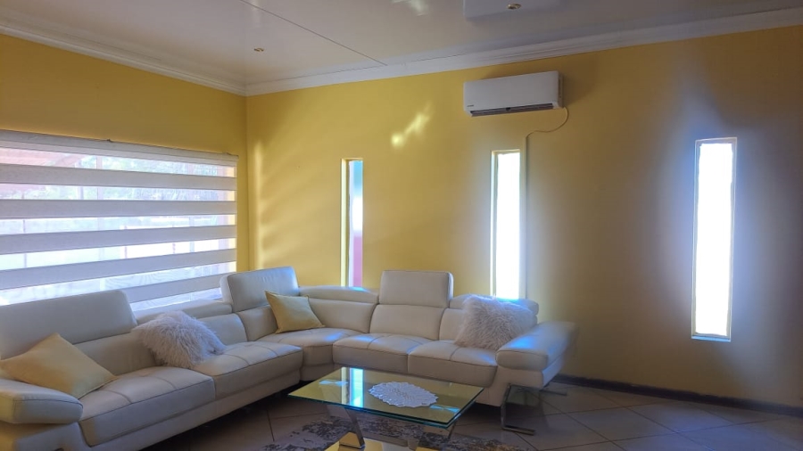4 Bedroom Property for Sale in Amandasig Gauteng