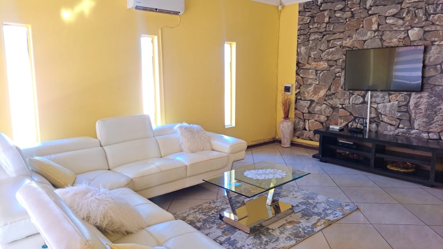4 Bedroom Property for Sale in Amandasig Gauteng