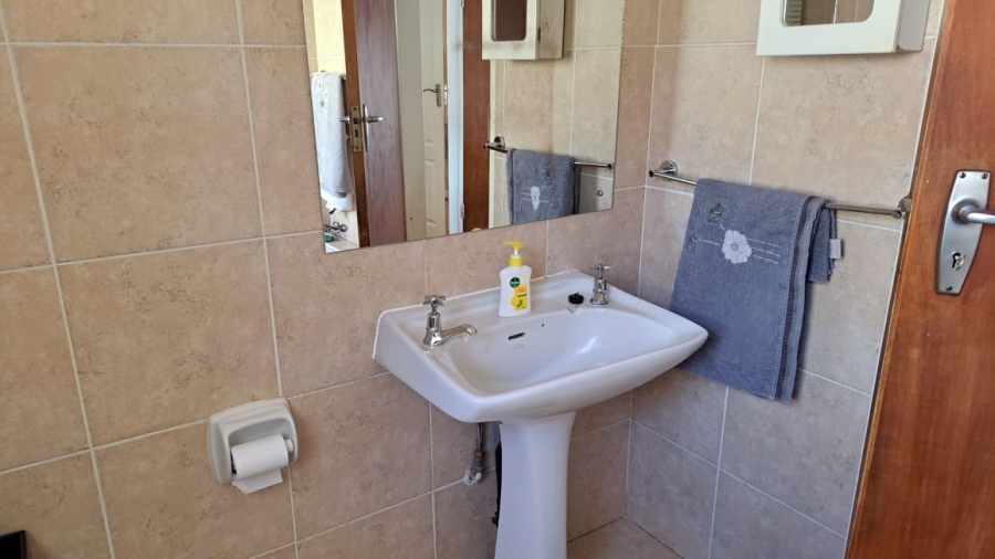 4 Bedroom Property for Sale in Amandasig Gauteng