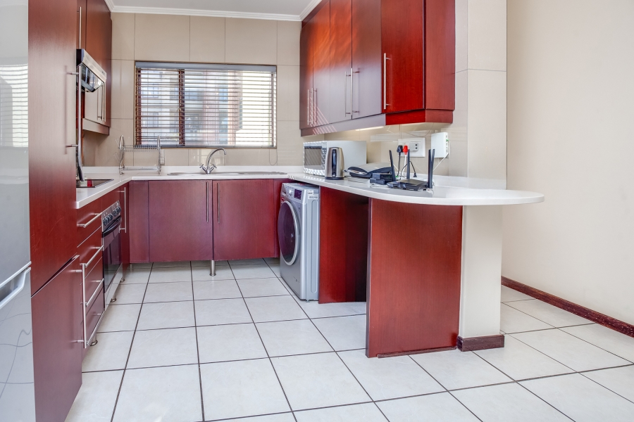 2 Bedroom Property for Sale in Sunninghill Gauteng