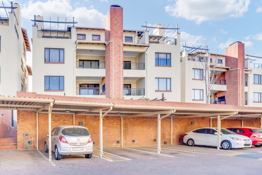 2 Bedroom Property for Sale in Sunninghill Gauteng