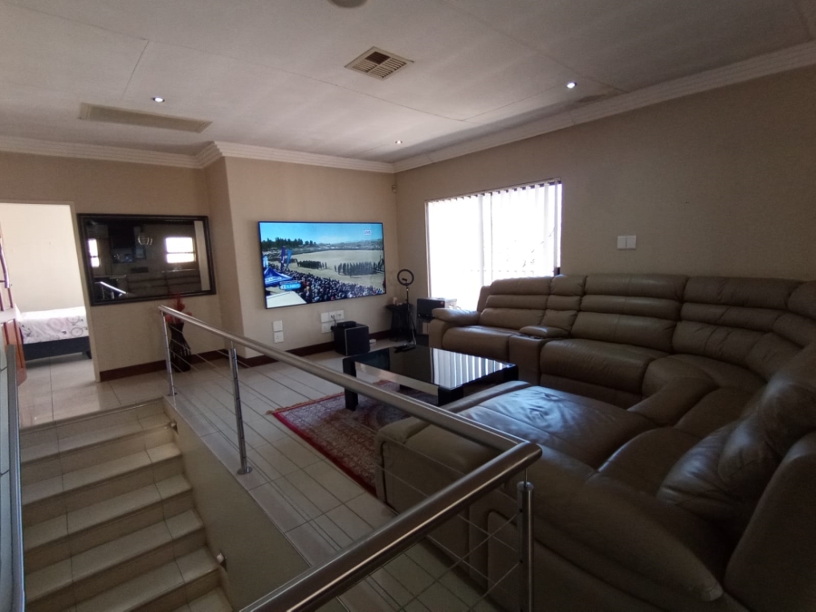 4 Bedroom Property for Sale in Risiville Gauteng