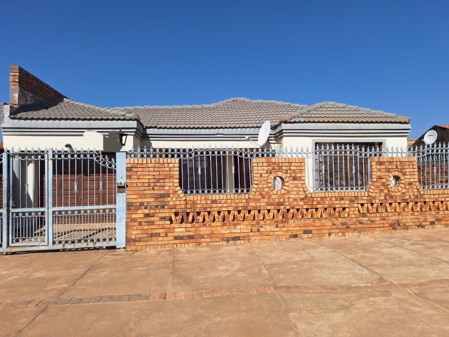 3 Bedroom Property for Sale in Soshanguve G Gauteng