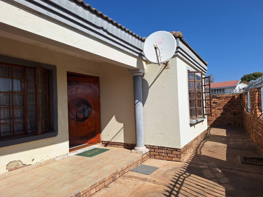 3 Bedroom Property for Sale in Soshanguve G Gauteng