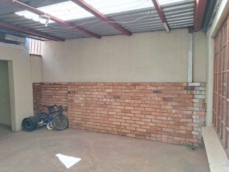3 Bedroom Property for Sale in Soshanguve G Gauteng