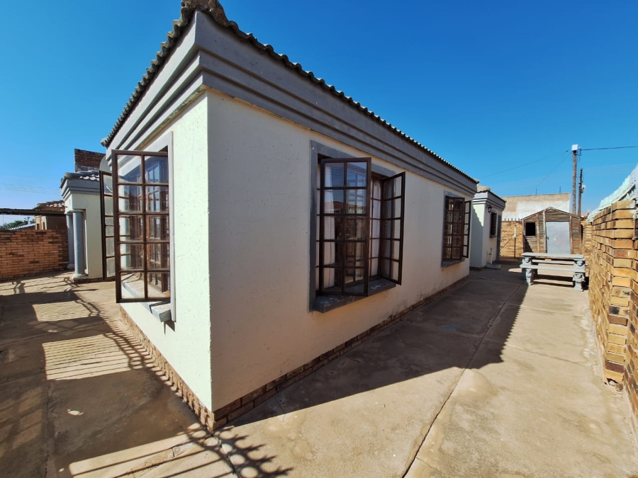3 Bedroom Property for Sale in Soshanguve G Gauteng