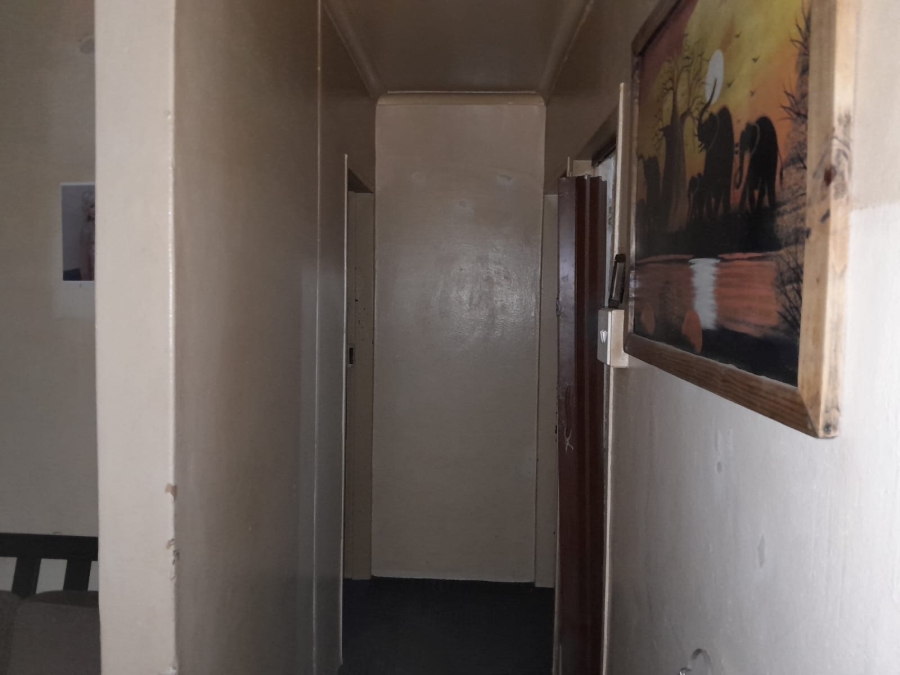 2 Bedroom Property for Sale in Elandspoort Gauteng
