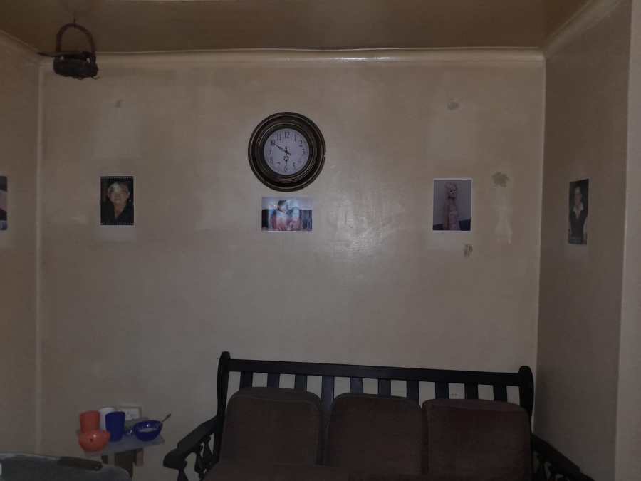 2 Bedroom Property for Sale in Elandspoort Gauteng