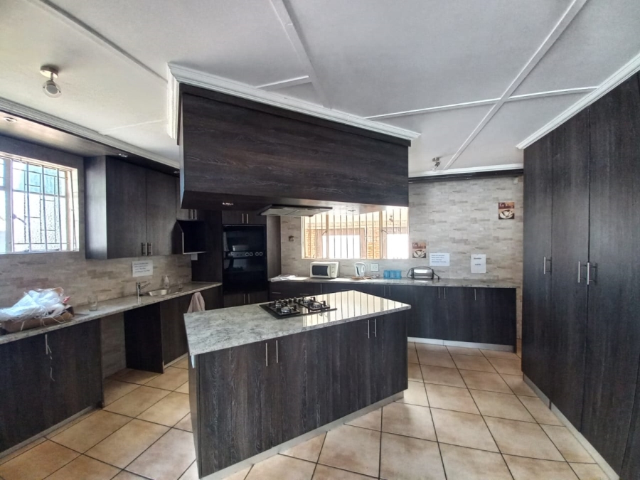 4 Bedroom Property for Sale in Selection Park Gauteng