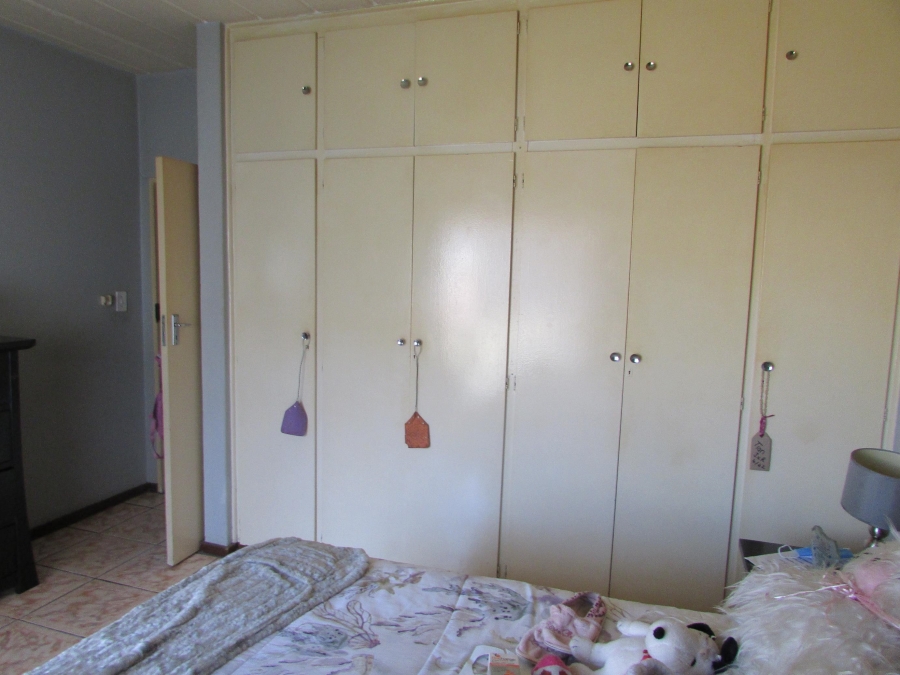 2 Bedroom Property for Sale in Randfontein Central Gauteng