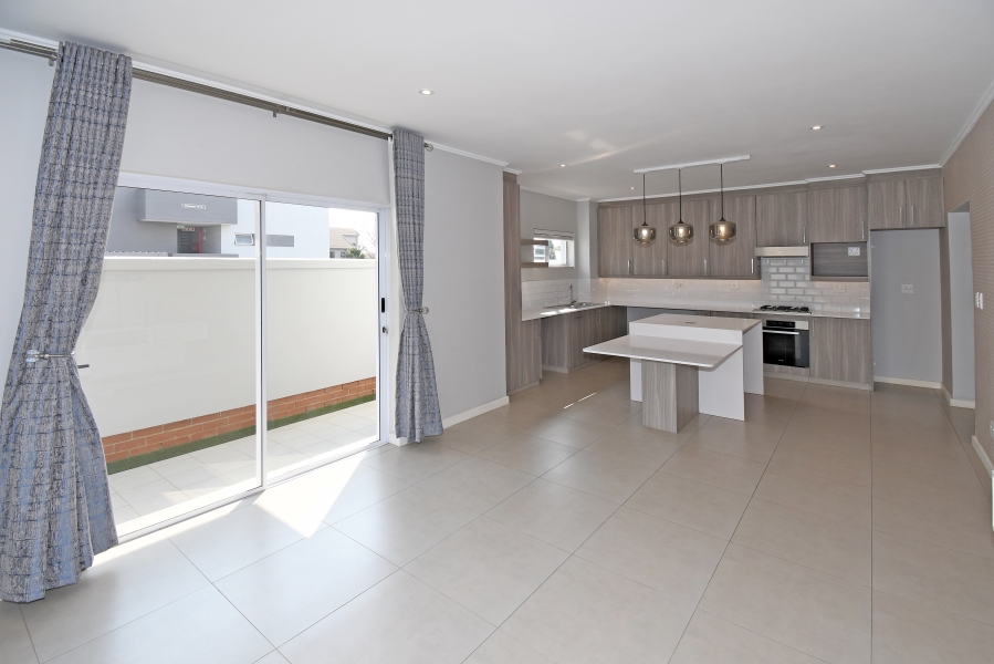 2 Bedroom Property for Sale in Morningside Gauteng