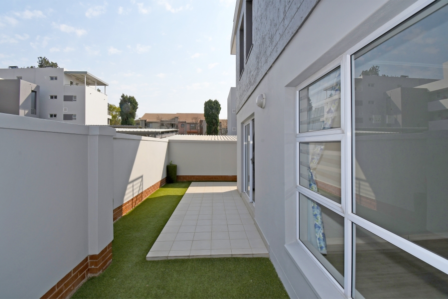 2 Bedroom Property for Sale in Morningside Gauteng