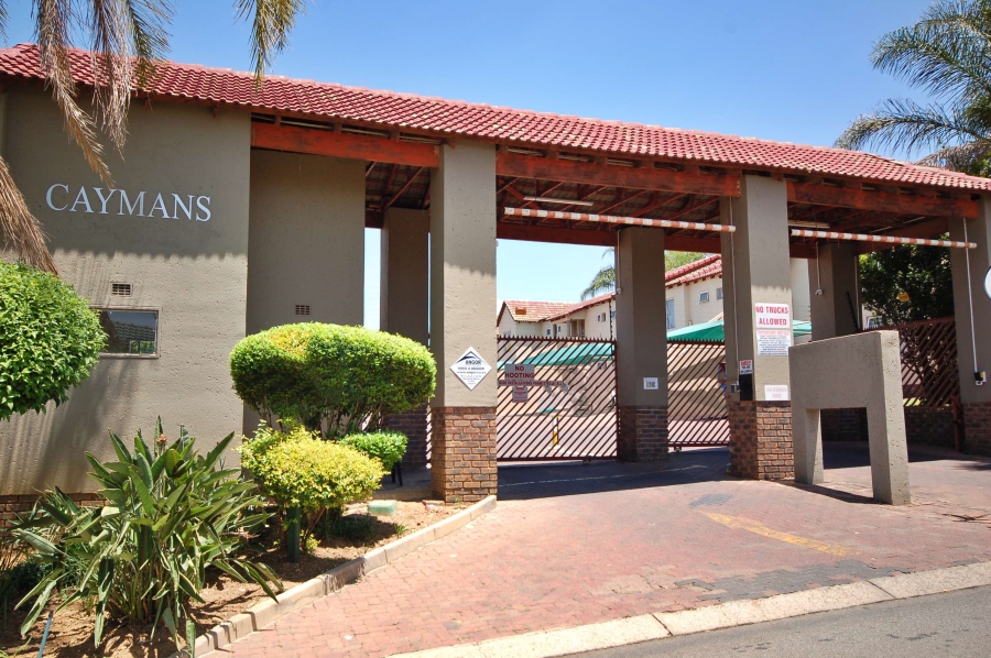 2 Bedroom Property for Sale in Bromhof Gauteng