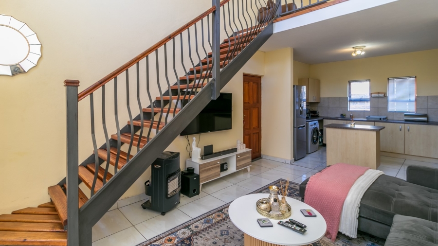 2 Bedroom Property for Sale in Noordwyk Gauteng