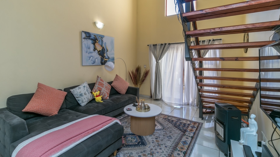 2 Bedroom Property for Sale in Noordwyk Gauteng