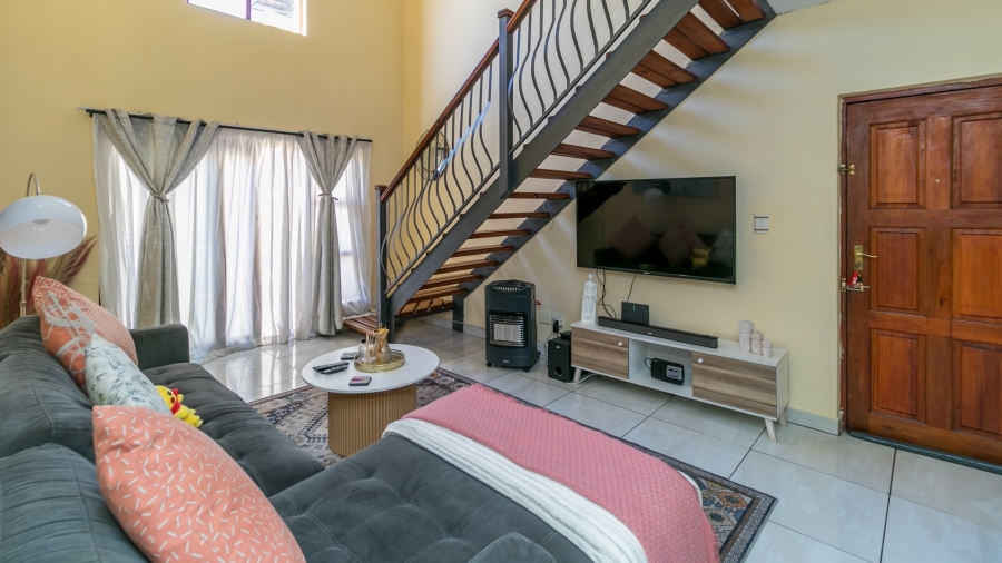 2 Bedroom Property for Sale in Noordwyk Gauteng