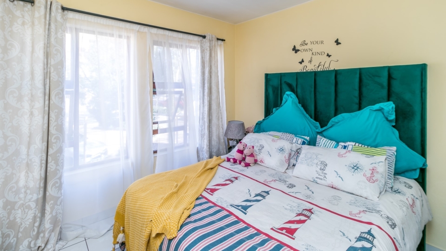 2 Bedroom Property for Sale in Noordwyk Gauteng