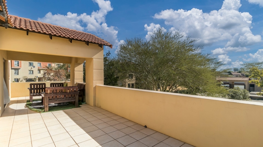 2 Bedroom Property for Sale in Noordwyk Gauteng