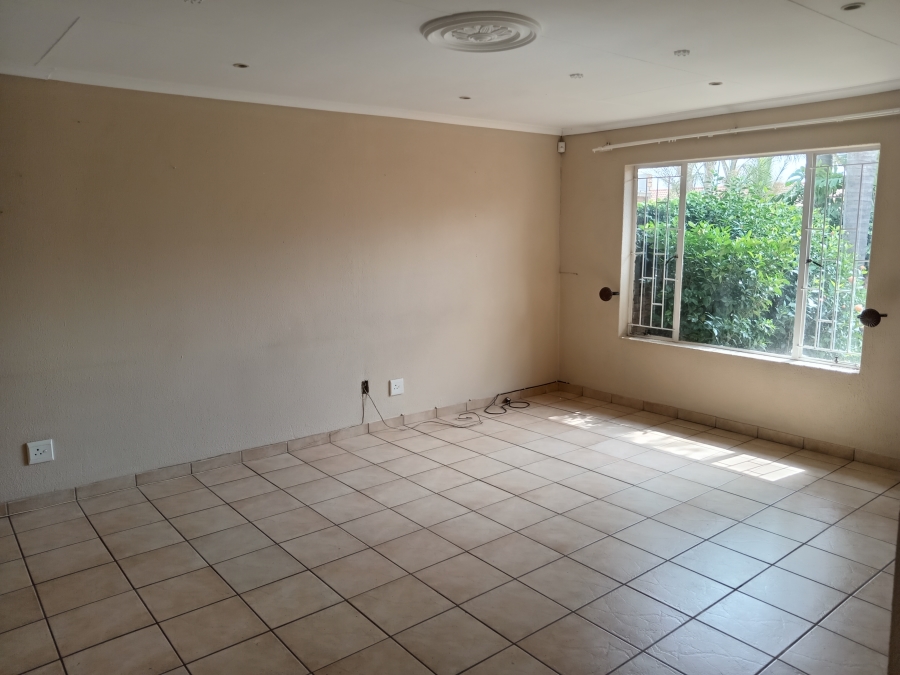 To Let 3 Bedroom Property for Rent in Terenure Gauteng