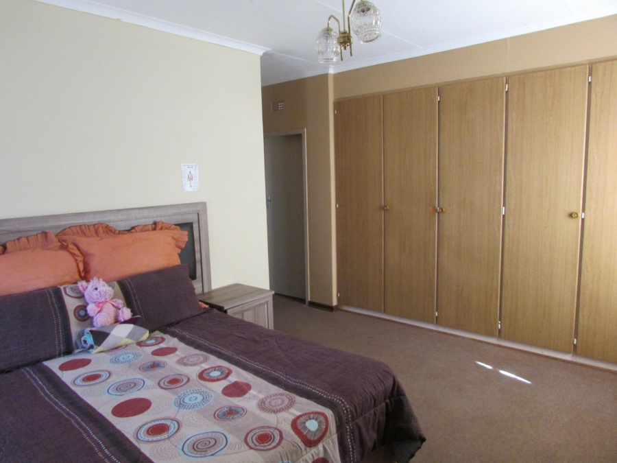 3 Bedroom Property for Sale in Hillshaven Gauteng