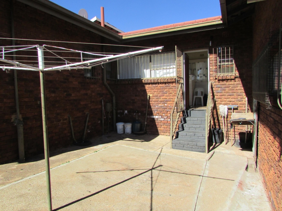 3 Bedroom Property for Sale in Hillshaven Gauteng