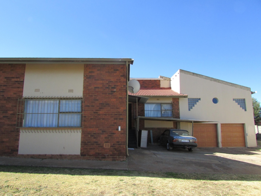 3 Bedroom Property for Sale in Hillshaven Gauteng