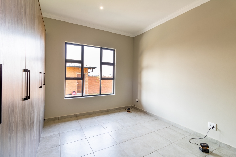 3 Bedroom Property for Sale in Six Fountains Residential Estate Gauteng
