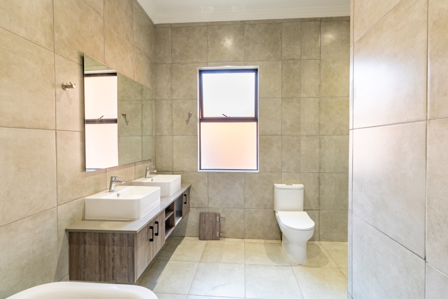 3 Bedroom Property for Sale in Six Fountains Residential Estate Gauteng