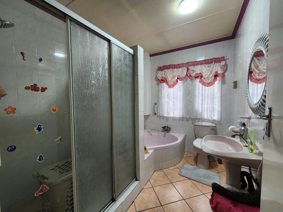 3 Bedroom Property for Sale in Henley on Klip Gauteng