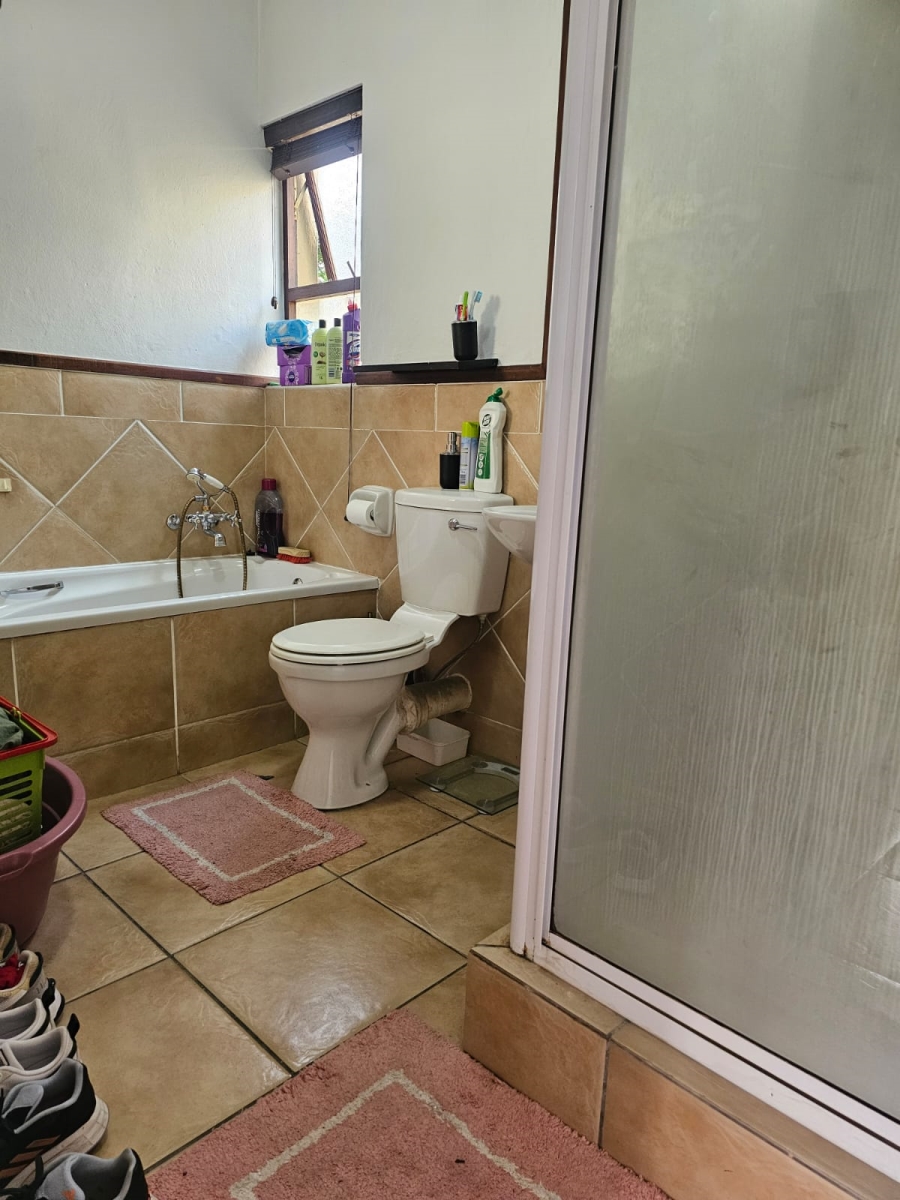To Let 1 Bedroom Property for Rent in Lonehill Gauteng