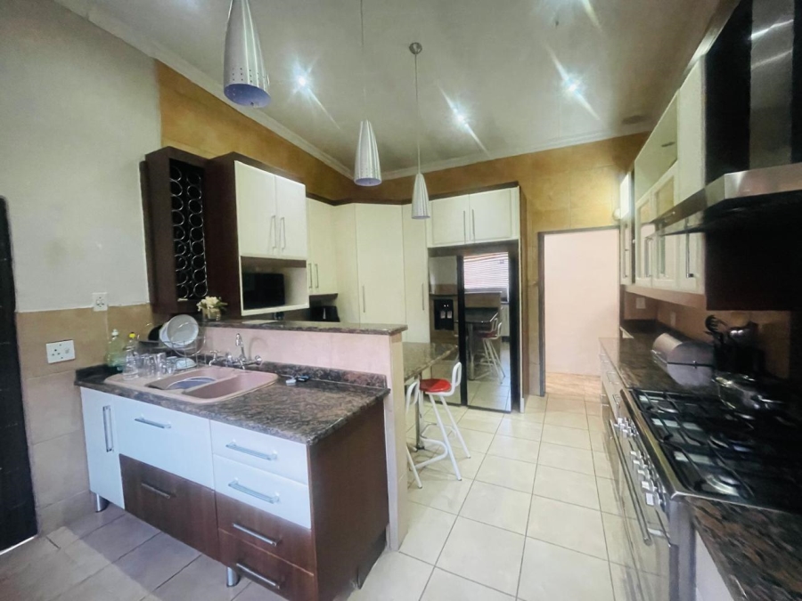 4 Bedroom Property for Sale in Theresa Park Gauteng