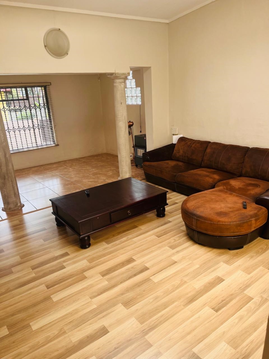 4 Bedroom Property for Sale in Theresa Park Gauteng