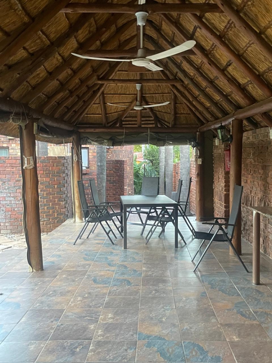 4 Bedroom Property for Sale in Theresa Park Gauteng