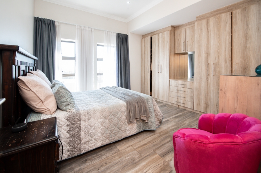 11 Bedroom Property for Sale in Copperleaf Estate Gauteng
