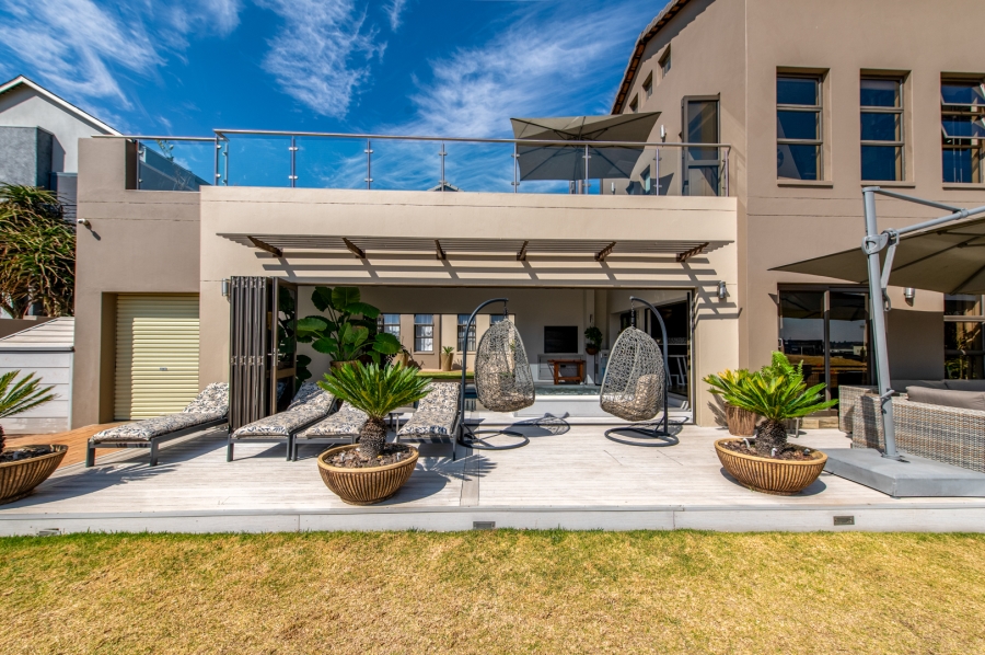 11 Bedroom Property for Sale in Copperleaf Estate Gauteng