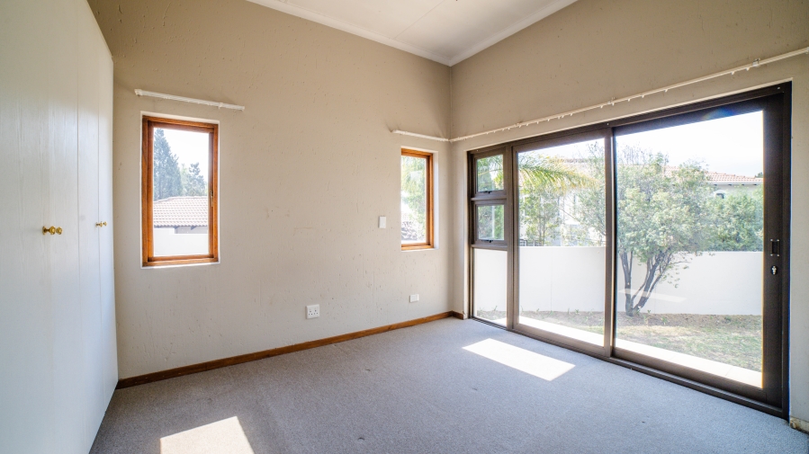 To Let 3 Bedroom Property for Rent in Lonehill Gauteng